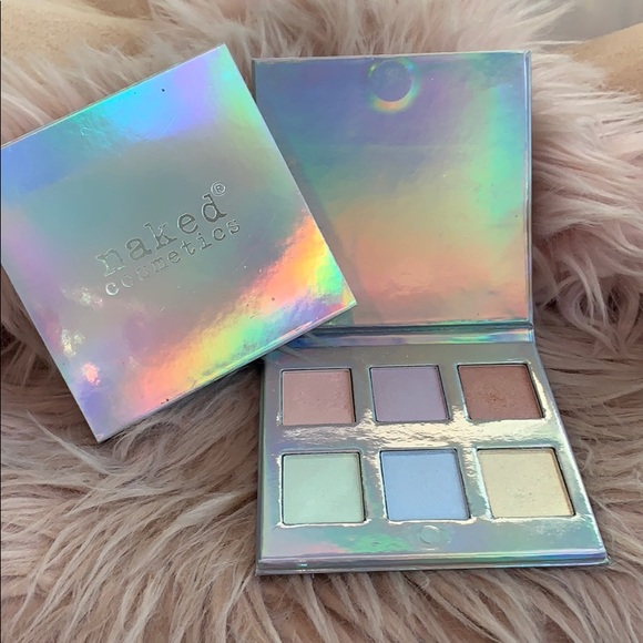 Naked Cosmetics Holographic Highlighter Palette - Picture 2 of 4